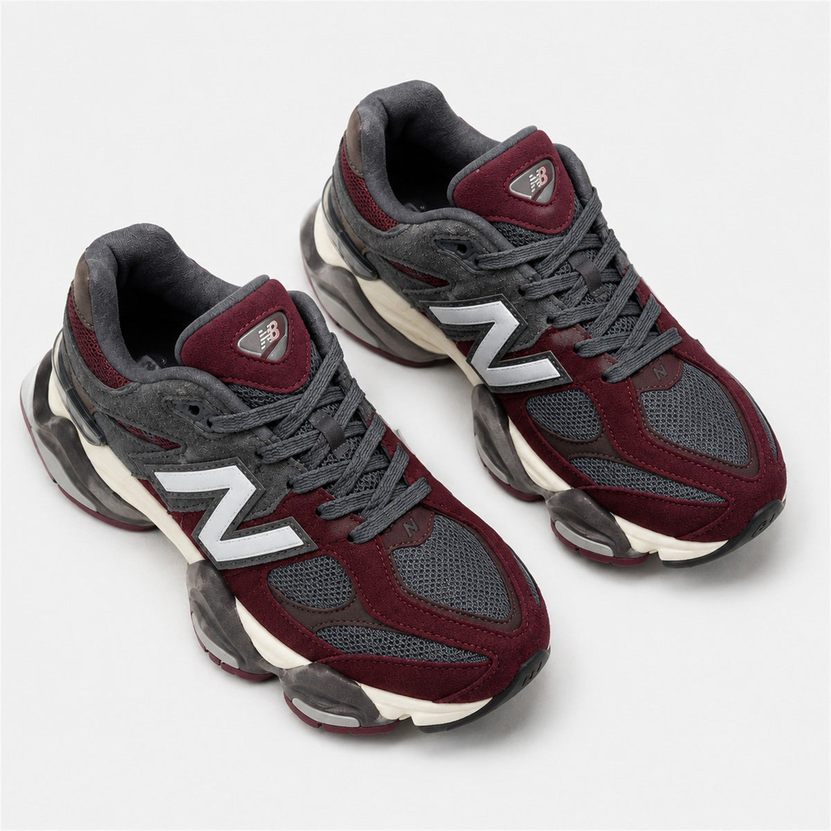 New Balance 9060 - Füme/Bordo