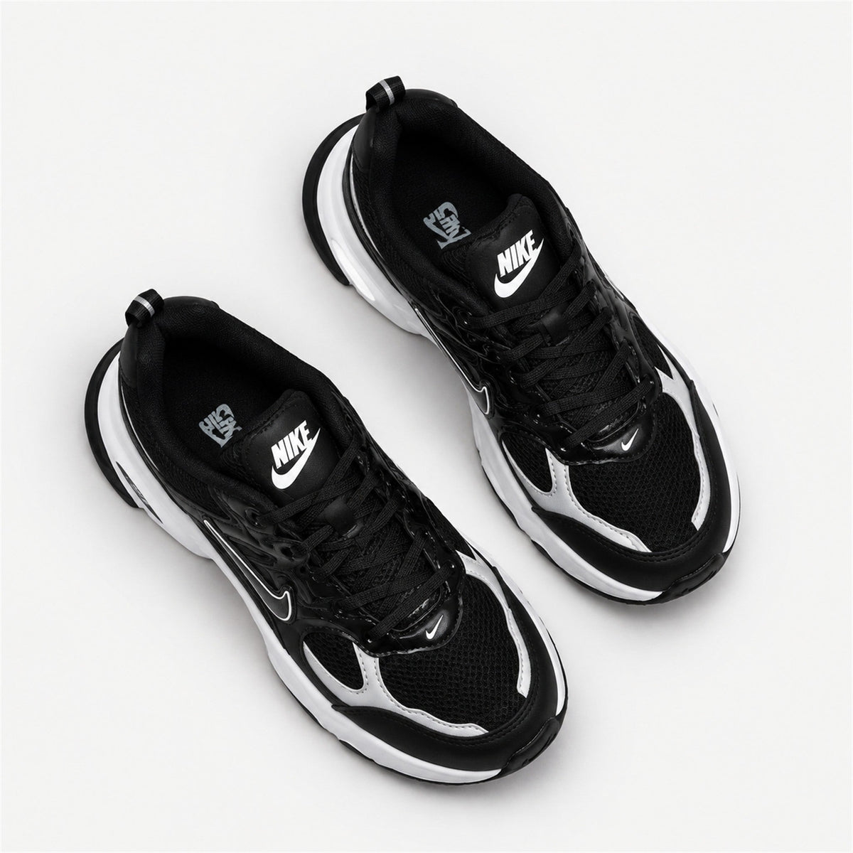 Nike Just Do It - Siyah Beyaz